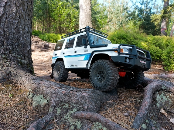 RC auto RGT Rescuer 1:10